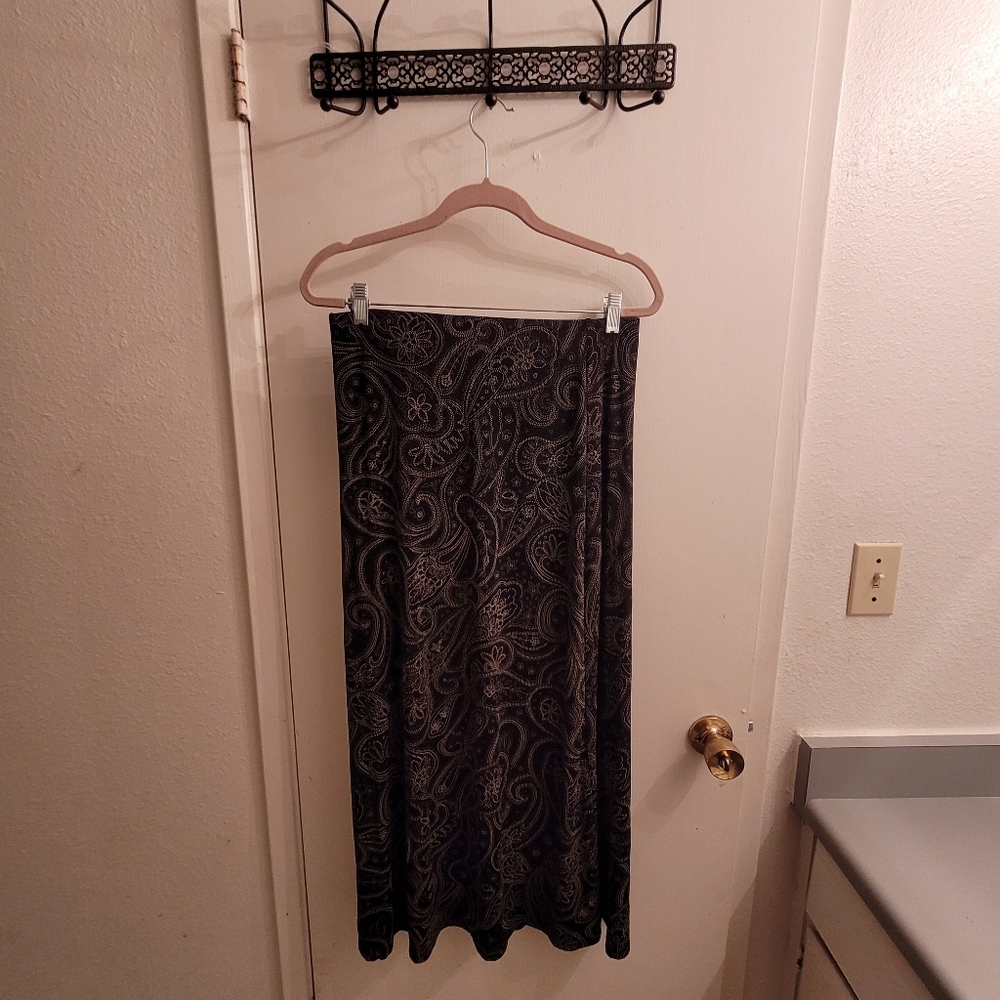 Briggs New York Side Slit Paisley Skirt